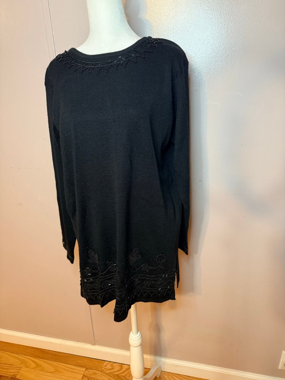 Delores Bell vintage black knit tunic sweater. Intricate bead details size L